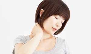 首や肩の痛み